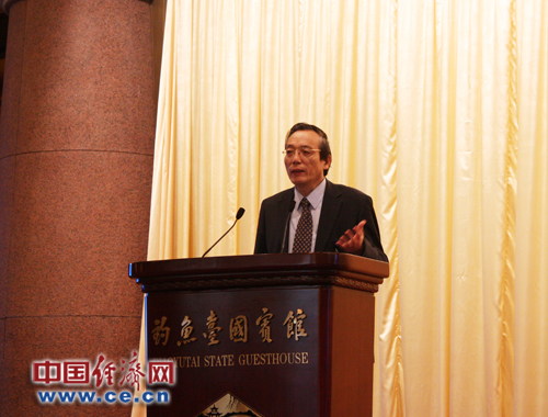 刘世锦：中国经济增长速度或已处于转折点