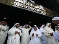 科威特：股民示威要求政府救市