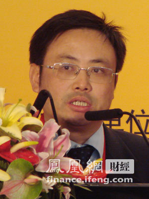 深圳证券交易所副总经理陈鸿桥