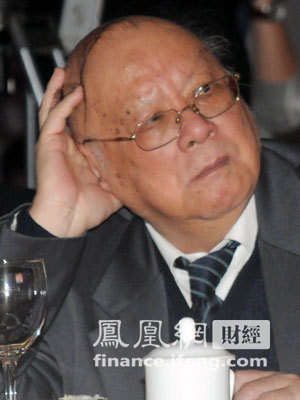 原中国政法大学校长、终身教授江平