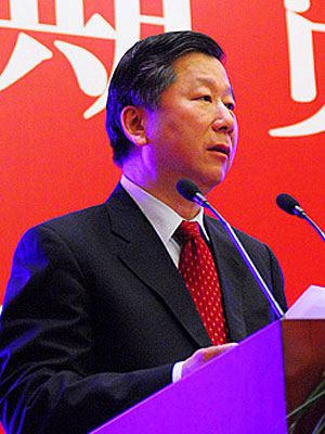 图文：中国证监会主席尚福林