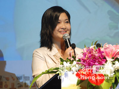 第五届中国最佳品牌建设案例颁奖典礼主持人晓菲