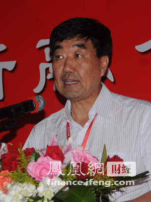 图文：中国联通信有限公司高级副总裁朱立军