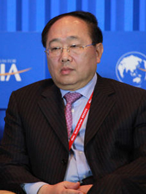 图：中国进出口银行行长李若谷