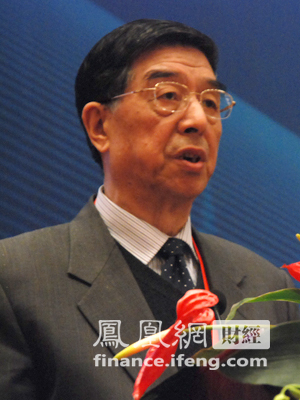 中央财经领导小组办公室原主任、中国国际经济交流中心执行副理事长王春正
