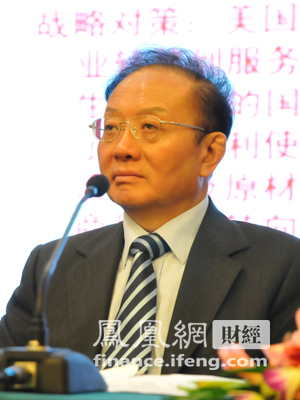 图文：中国国际经济交流中心秘书长魏建国