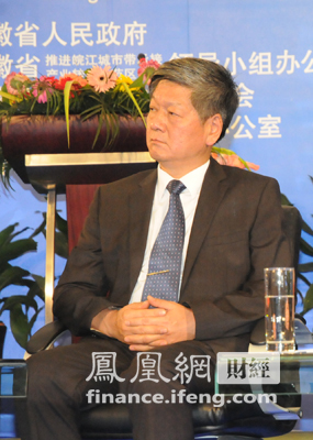 韦伟回应李稻葵建议:安徽将大力推进绿色经济发展