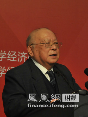 中国政法大学终身教授江平  