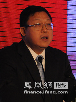 图：商务部国际贸易谈判副代表崇泉