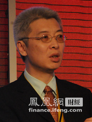 新华社首席经济分析师陆晓明