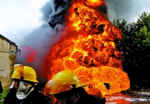 义乌化学仓库燃烧爆炸