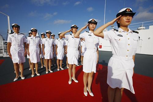 中国海军首批女水兵风采