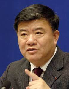 1970年4月至1975年10月为江西省信丰县,横峰县插队知青, 1978年9月