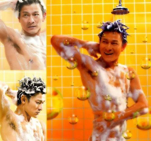 男星赤裸沐浴湿身谁最性感图