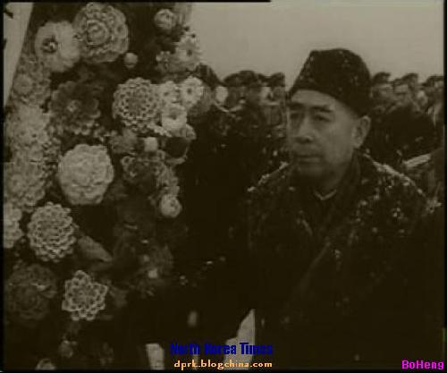 周恩來1958年訪問朝鮮拜謁檜倉誌願軍陵園_曆史_鳳凰網