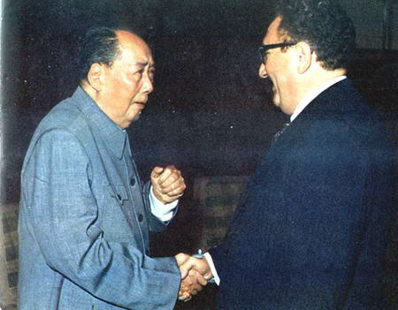 毛泽东对话基辛格：“台湾事小，世界事大。”_历史_凤凰网