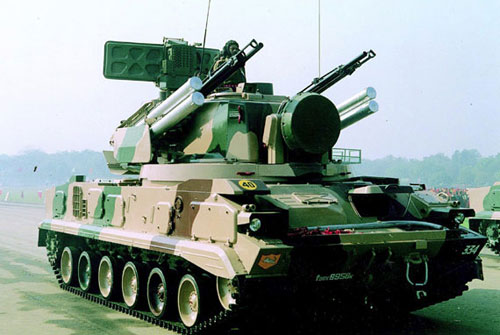 通古斯卡的高炮具有4800发/秒的极高射速,射程达4000米,射高达3000