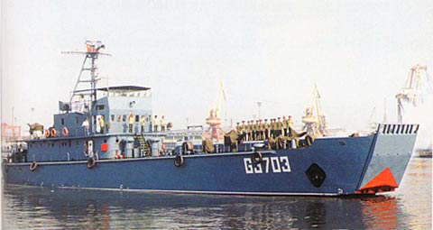 271型登陆艇图片