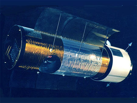 卫星武器金属棒图片