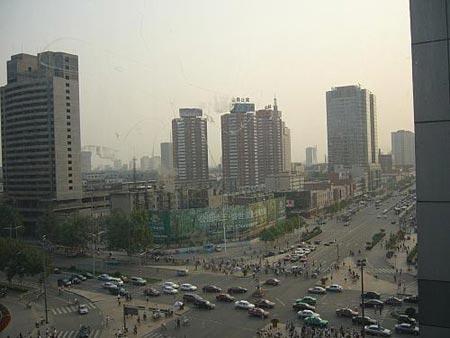 湖南经济总量挤身全国十强_湖南涉外经济学院寝室(2)